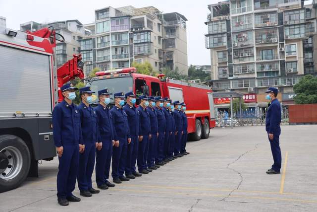 居安思危天天乐，防患未然保平安——宜宾市四中开展安全演练活动